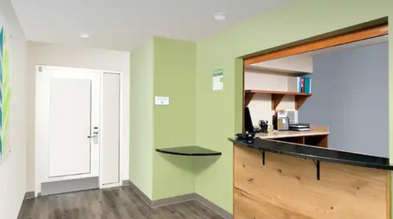 Woodspring Suites Chattanooga Bagian luar foto